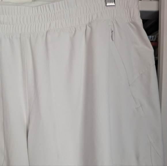 Lululemon Swift Mid-Rise Wide-Leg Pant - Bone - Size 12 Small Stain - Picture 9 of 12